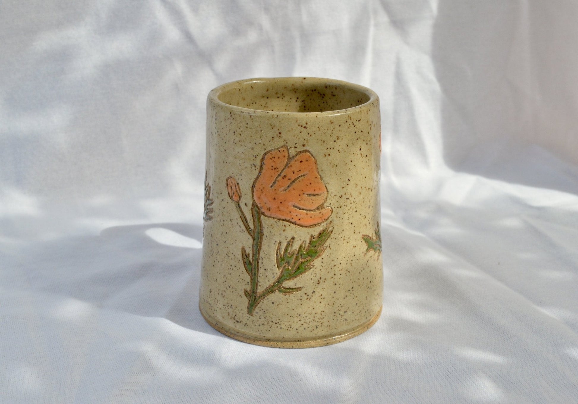 Poppy Mug Size Regular - 1 - Earth Animated Pottery